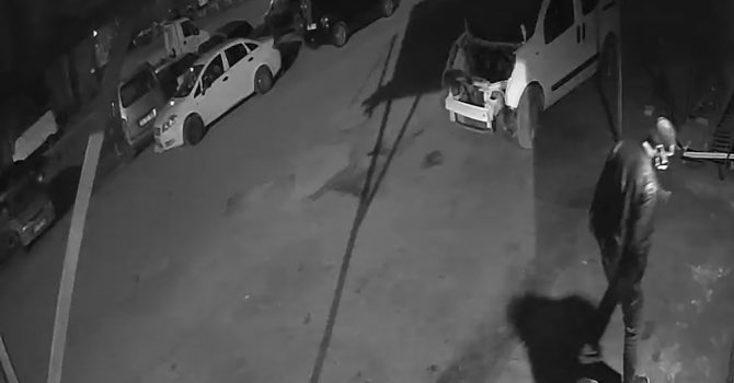 Kiralık otomobil ile hırsızlık yapan ‘oto fareleri’ yakalandı
