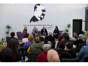 Akay: "Dünya kadınların üretkenliği ile daha yaşanılır olacak"