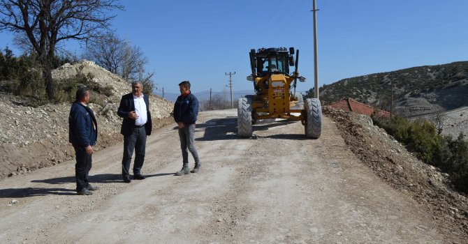 Korkuteli Yelten  yolu asfaltlandı