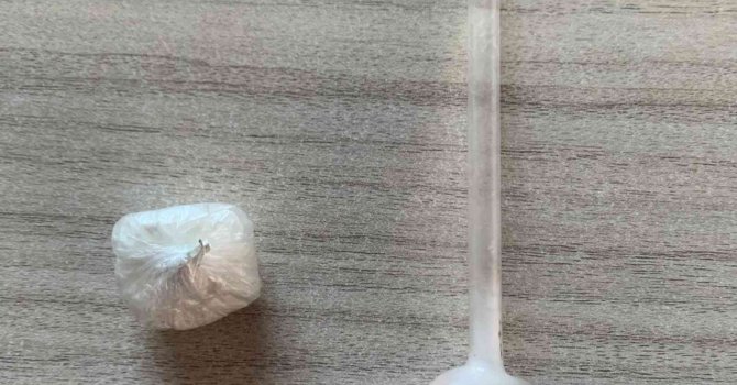 Yakalanan şüphelinin üzerinden uyuşturucu çıktı