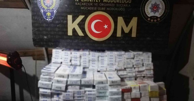 Adana’da un içinden kaçak sigara çıktı