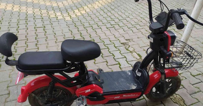 Elektrikli bisiklet çalan 2 kişi tutuklandı