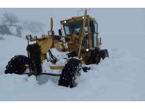 Mut Sertavul geçidi ulaşıma geçit vermiyor