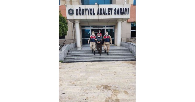 120 yıl hapis cezası bulunan firari, Dörtyol’da yakalandı