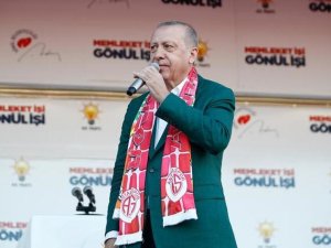 CHP'lileri de kurtaralım  yoksa bu adam gitmez