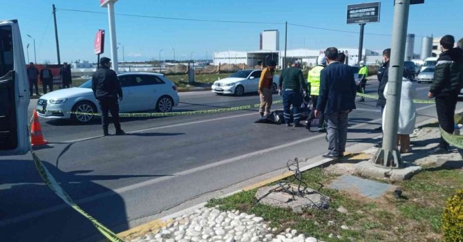 Yolun karşısına geçmek isterken hayatını kaybetti
