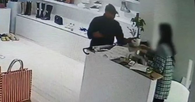 Esnafı çileden çıkartan, polisi bile yöntemiyle hayrete düşüren beleşçi dolandırıcı yakalandı