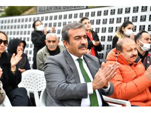 Başkan Çetin’i duygulandıran gösteri