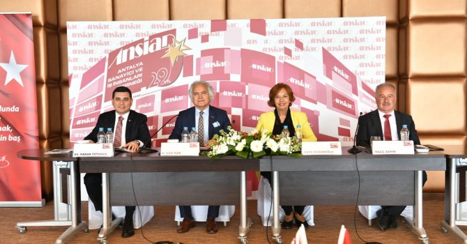 BAŞKAN ŞAHİN, ANSİAD ÜYELERİNE PROJELERİNİ ANLATTI