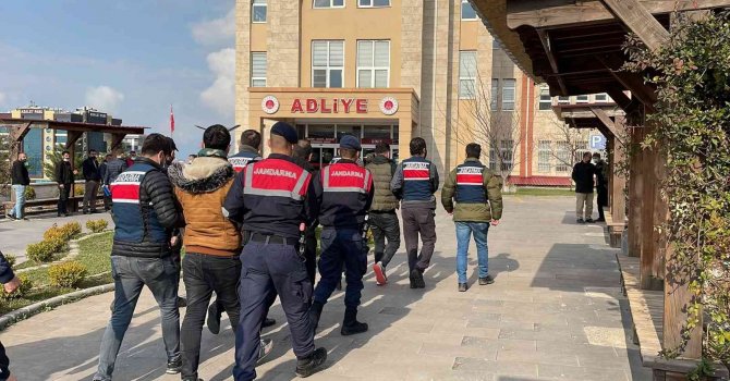 Kahramanmaraş’ta DEAŞ operasyonu: 3 gözaltı