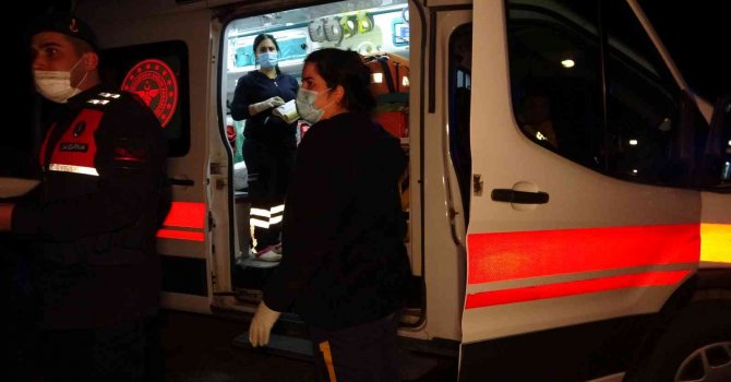 Adana’da yolcu otobüsü devrildi: 4’ü ağır 23 yaralı