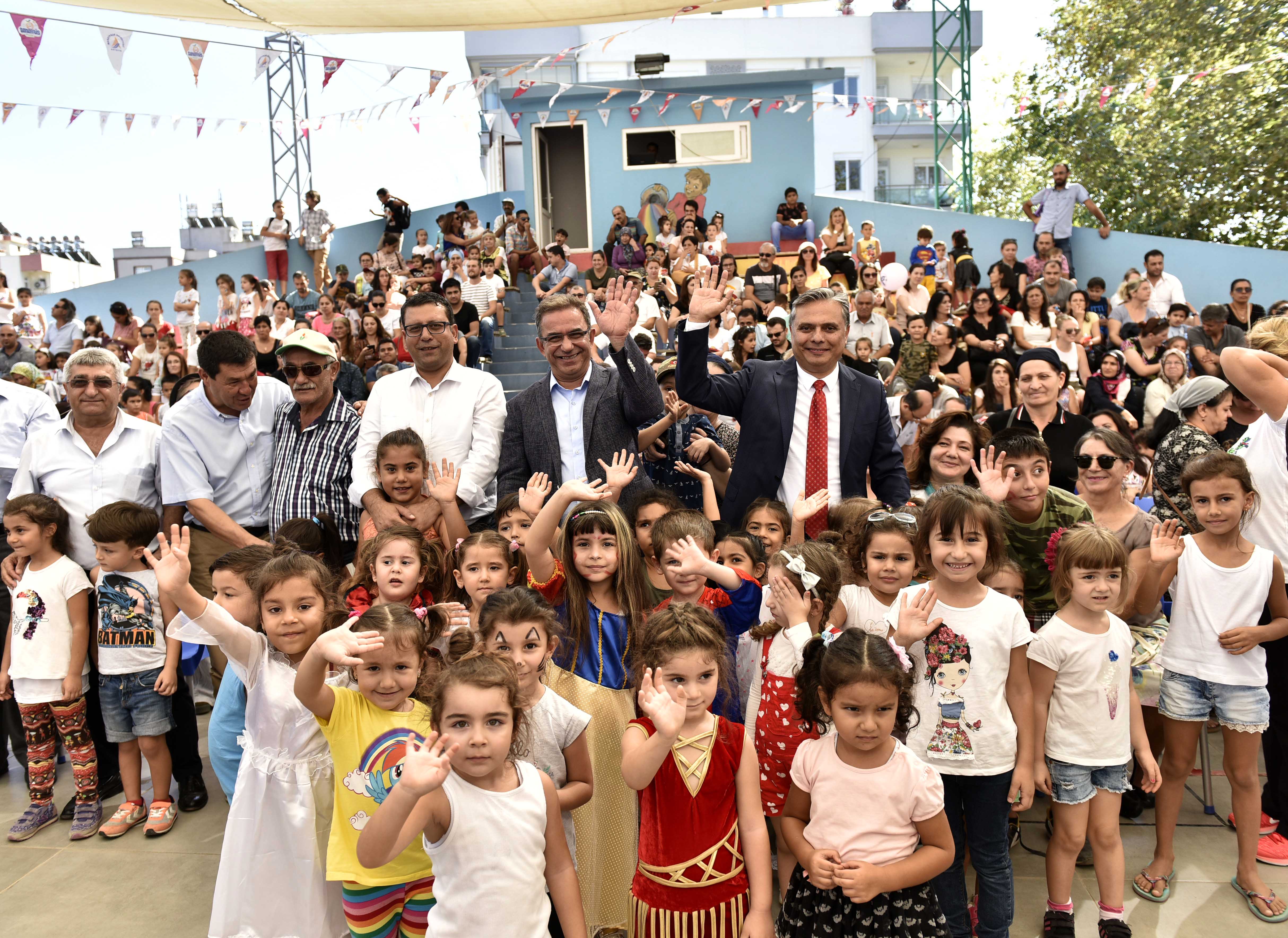 Özgür Çocuk Dünyası