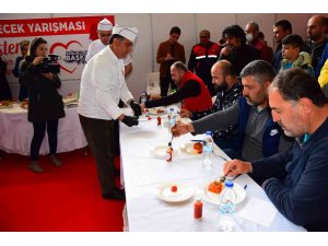 Çiftçi kadınlar yamak yaptı, başpehlivanlar puan verdi