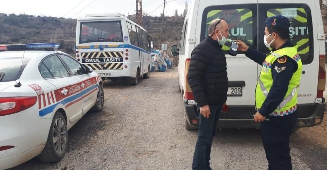 Mersin’de okul servis araçları denetlendi