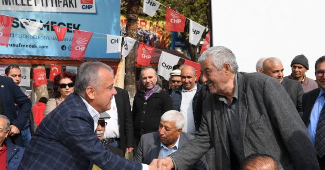 Büyükşehir Adayı Böcek’e Serik’te sevgi seli