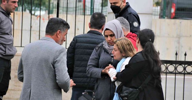 Küçük Mahra’nın cenazesi gözyaşları arasında alındı