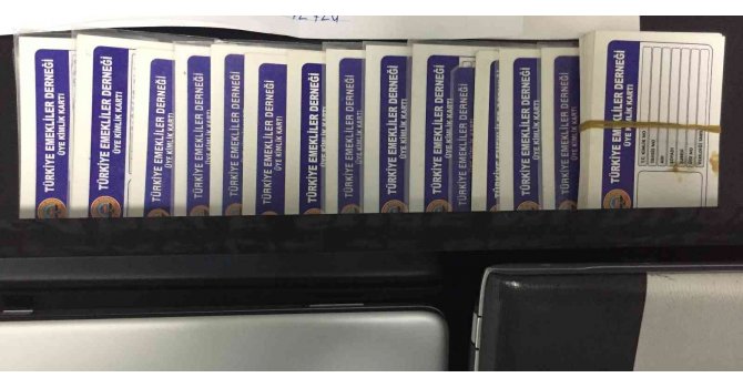 Emekli derneğinden emekliye odun kömür kazığı