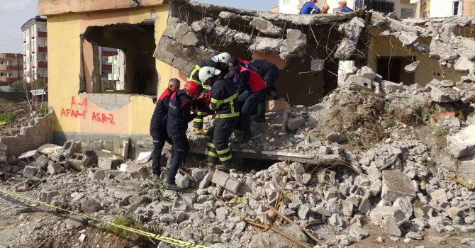 Osmaniye’de gerçeği aratmayan deprem tatbikatı