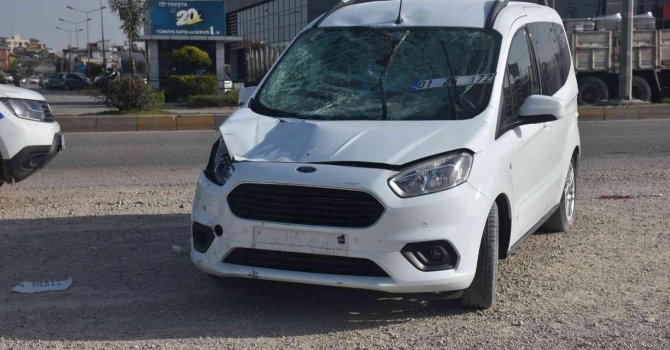 Otomobilin çarptığı bisikletli ağır yaralandı