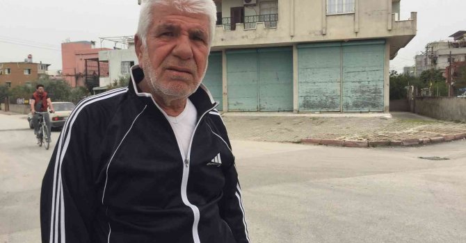 Pencereden bakarken gözüne saçma isabet etti