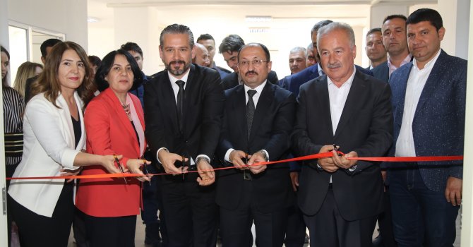 BAŞKAN ŞAHİN AÇILIŞA KATILDI