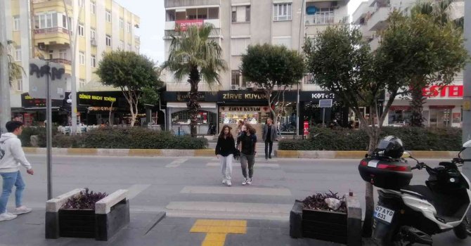 Yayaya çarpan motosiklet sürücüsü yakalandı