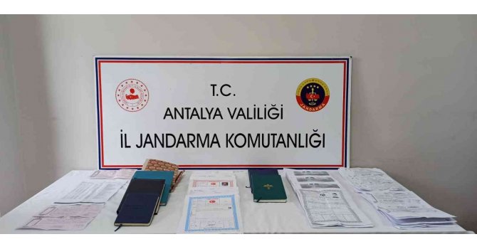 Antalya’da eş zamanlı tefeci operasyonu: 5 gözaltı