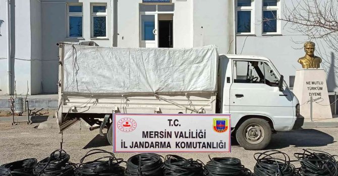 Mersin’de kablo hırsızlığı yapan 2 kişi tutuklandı