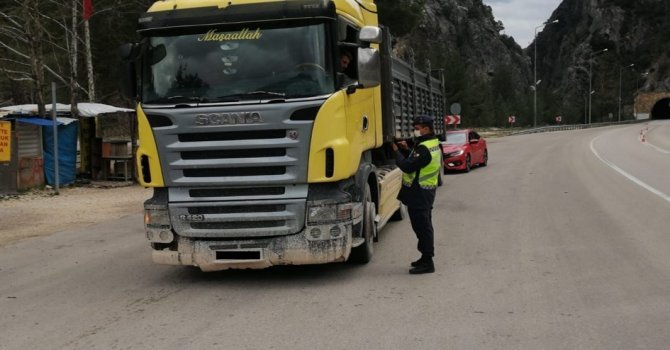 Burdur’da 12 araç sürücüsüne 8 bin TL ceza