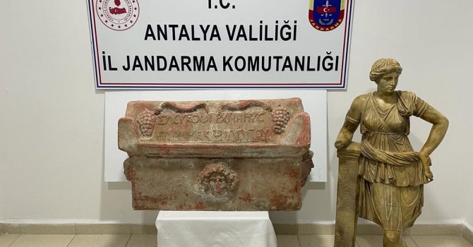 Manavgat’ta tarihi eser operasyonu