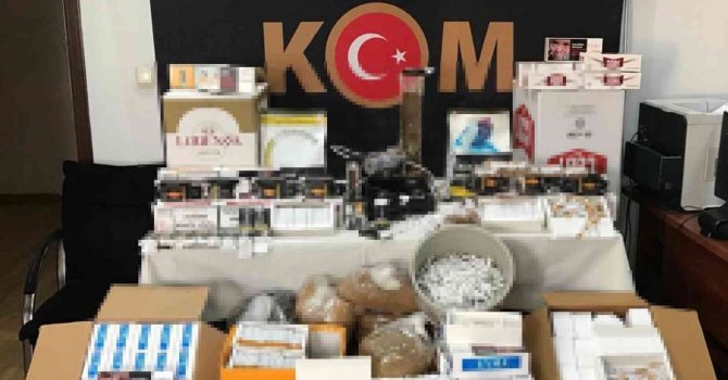 Hatay’da kaçak makaron ve tütün operasyonu