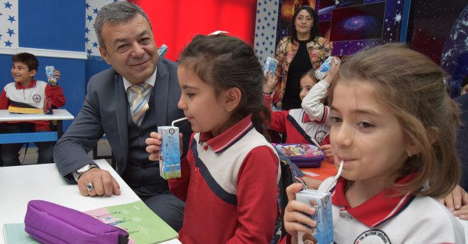 10 bin öğrenci  bilinçli tüketici  eğitimi aldı 