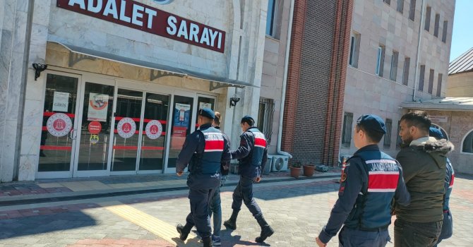 Isparta’da fabrikadan hırsızlık yapan 2 kişi JASAT’tan kaçamadı