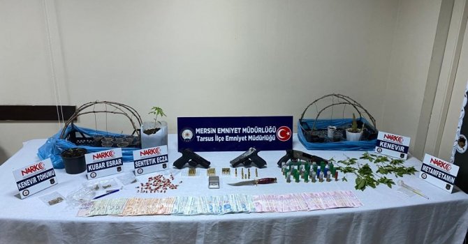 Mersin’de uyuşturucu satıcılarına operasyon: 2 gözaltı