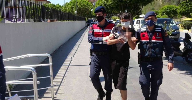 Oğlu uyuşturucu bağımlısı olan annenin feryadı: "Oğlumu bu illetten kurtarın"