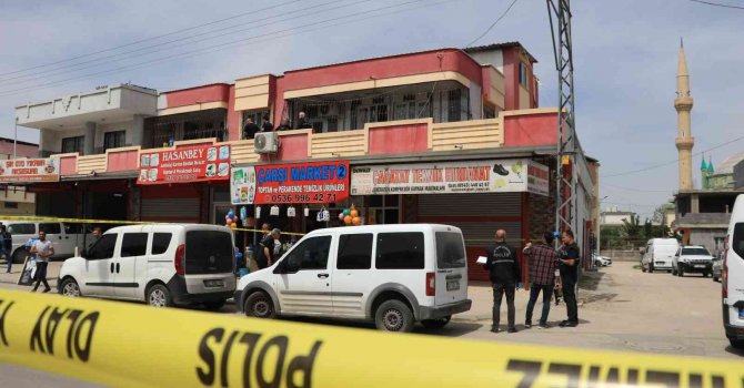 Adana’da polisleri vuran şahıs saklandığı evden böyle alındı