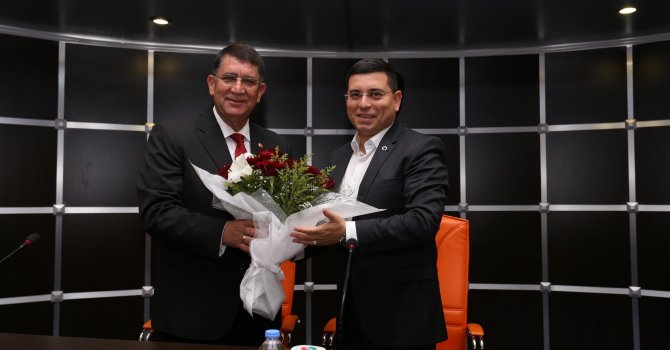 Tütüncü: Her zaman  esnafın yanındayız