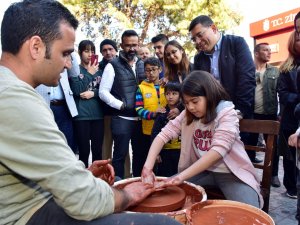 Tütüncü vaadinin  ilkini gerçekleştirdi