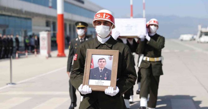 Kahramanmaraşlı şehidin naaşı memleketine getirildi