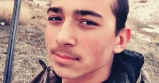 Otomobille dereye uçan 17 yaşındaki genç, yaşam savaşını kaybetti