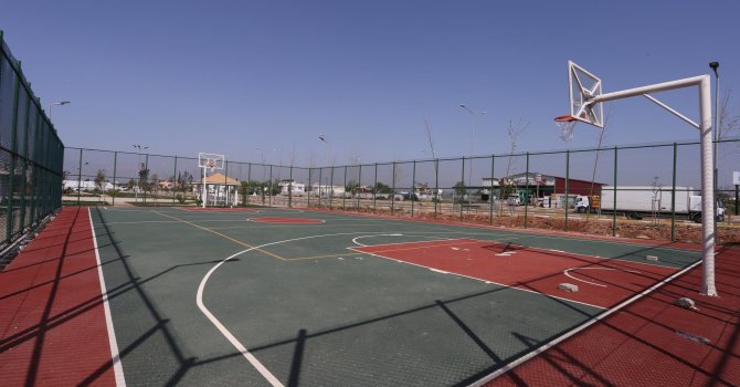 Kepez’den  spor sahası