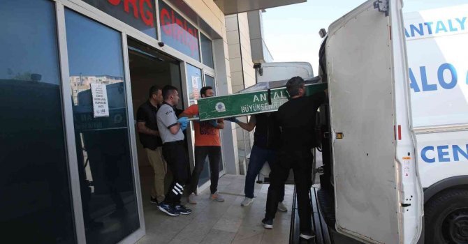 Antalya’da paten faciası da gençleri durduramadı