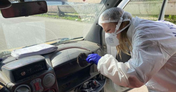 Antalya’da kadın jandarma olay yeri uzmanı iz peşinde