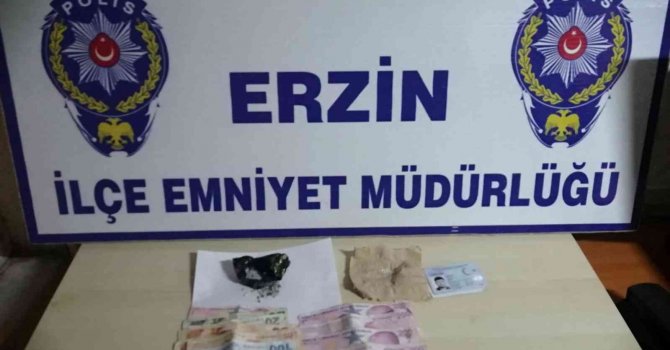 “Dur” ikazından kaçan otomobilden uyuşturucu çıktı