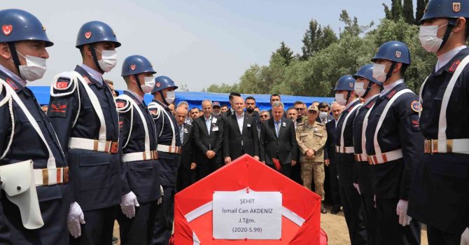 Cudi Dağı’nda şehit olan teğmen Akdeniz Adana’da toprağa verildi
