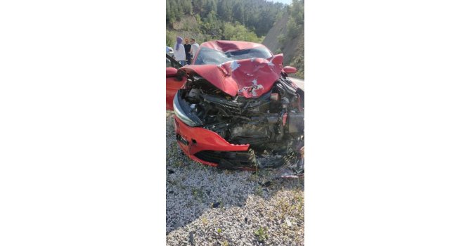 Burdur’da otomobil ile motosiklet çarpıştı: 2 ölü, 2 yaralı