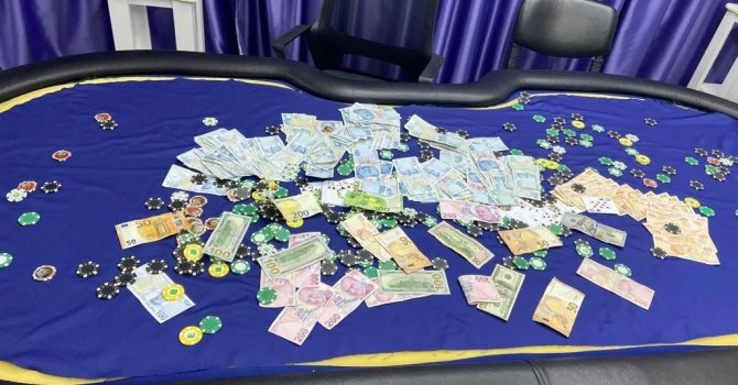 Antalya’da kumar oynayan 140 şahsa 254 bin TL ceza