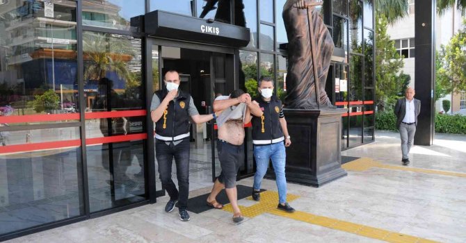 26 yıl hapis cezası ile aranan şüpheli Alanya’da yakalandı