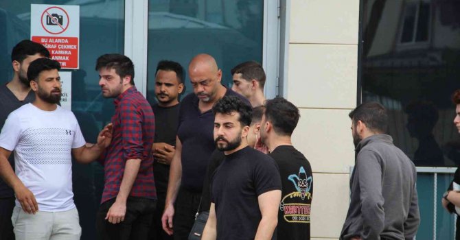 Evinde ölü bulunan tıp öğrencisinin cenazesi gözyaşları içinde alındı