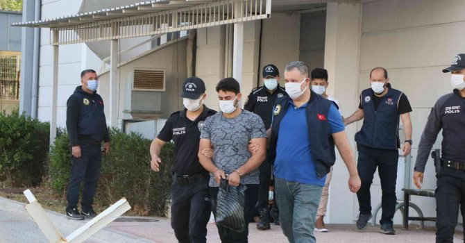 ’Karadul’un da içinde olduğu DEAŞ şüphelileri adliyeye sevk edildi